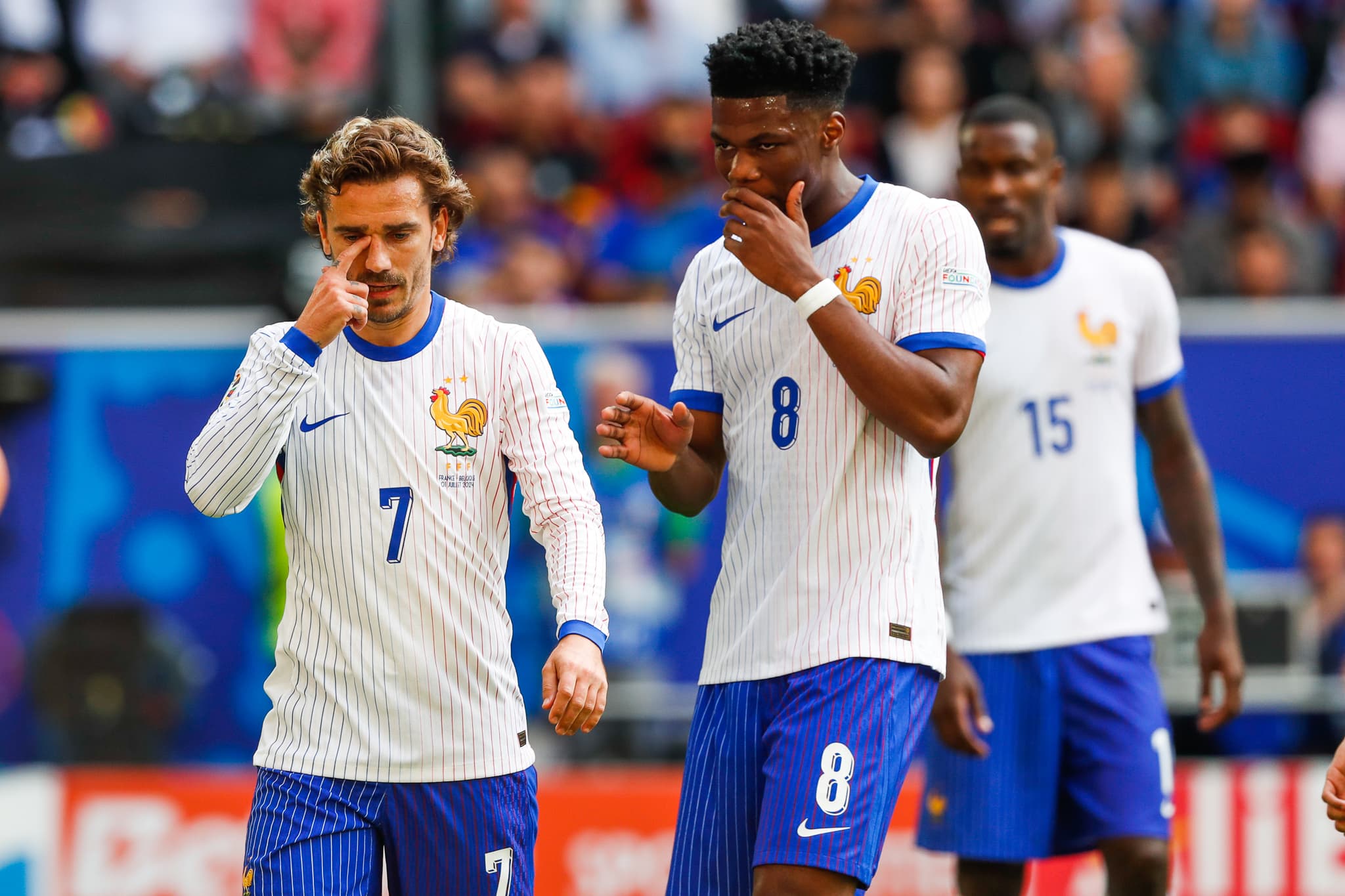 Antoine Griezmann et Aurelien Tchouameni lors de France Belgique a l Euro le 1er juillet 2024 1896271